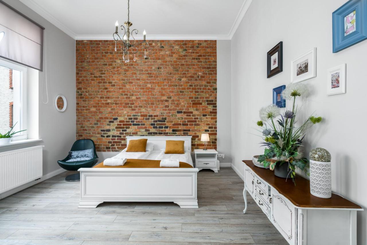 Modish Studio Poznan Old Town By Noclegi Renters Exterior foto